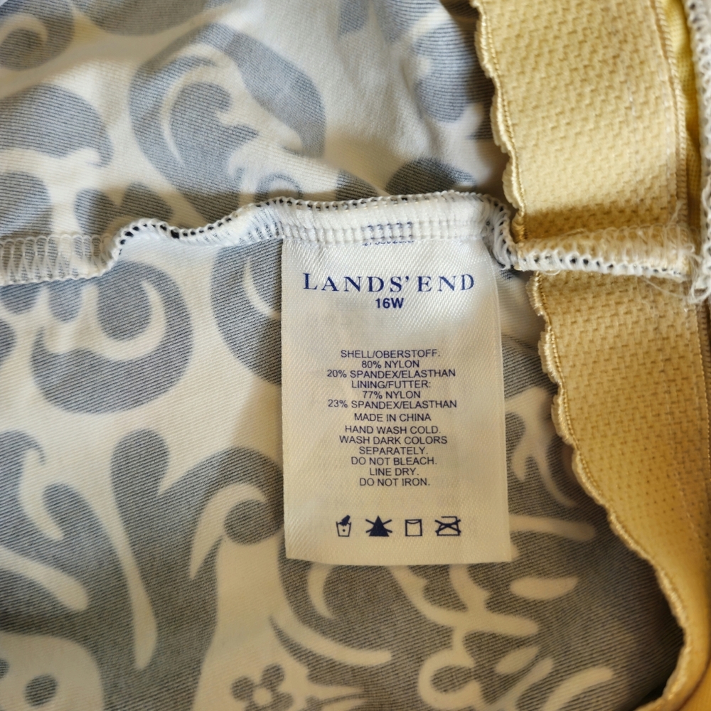LANDS END BLACK AND WHITE TANKINI/BATHING SUIT TOP SIZE 16W - Picture 9 of 10